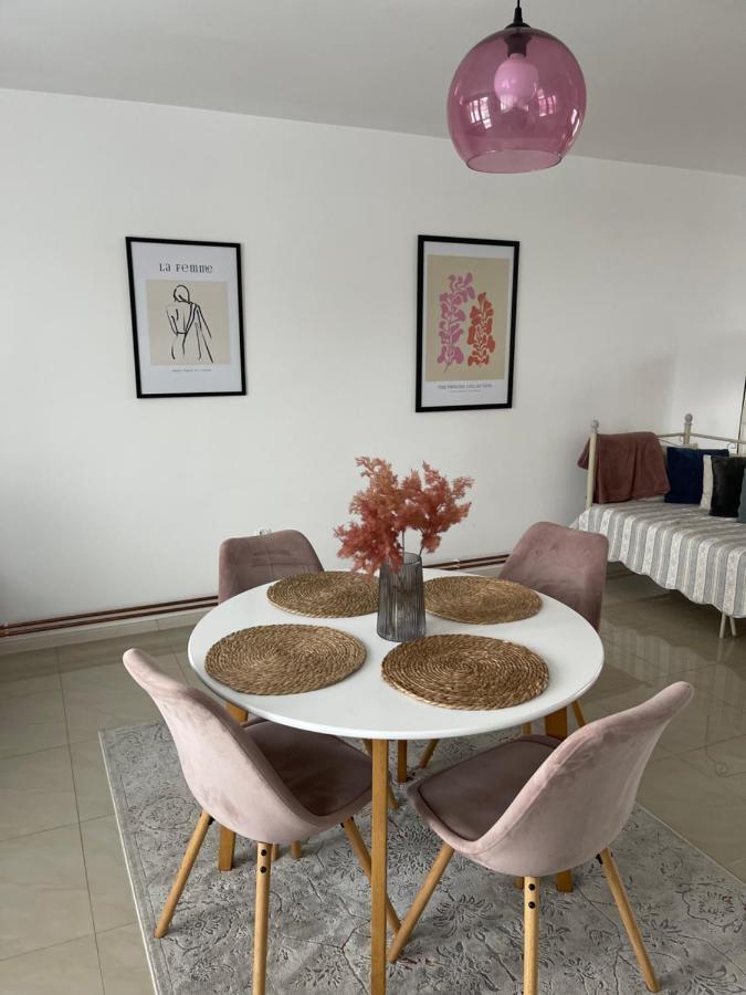 Apartamenty Cud Miod Кросно Экстерьер фото